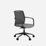 silla Juno negra con respaldo de malla y asiento gris, base giratoria con rueda