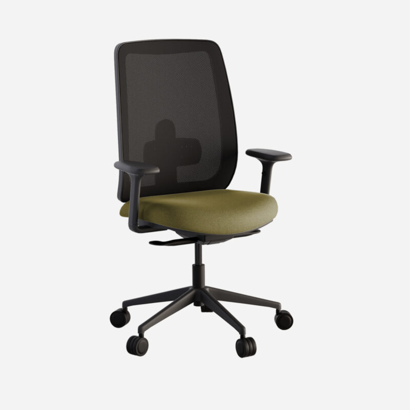 Vista frente de la silla giratoria 911 de intacor con armazón negro y asiento en verde