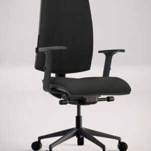 vista frontal de la silla de oficina ergonómica thank you, pensada para dar confort a largas jornadas de trabajo