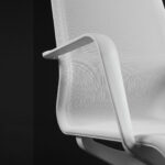 detalle del reposabrazos de la silla helix