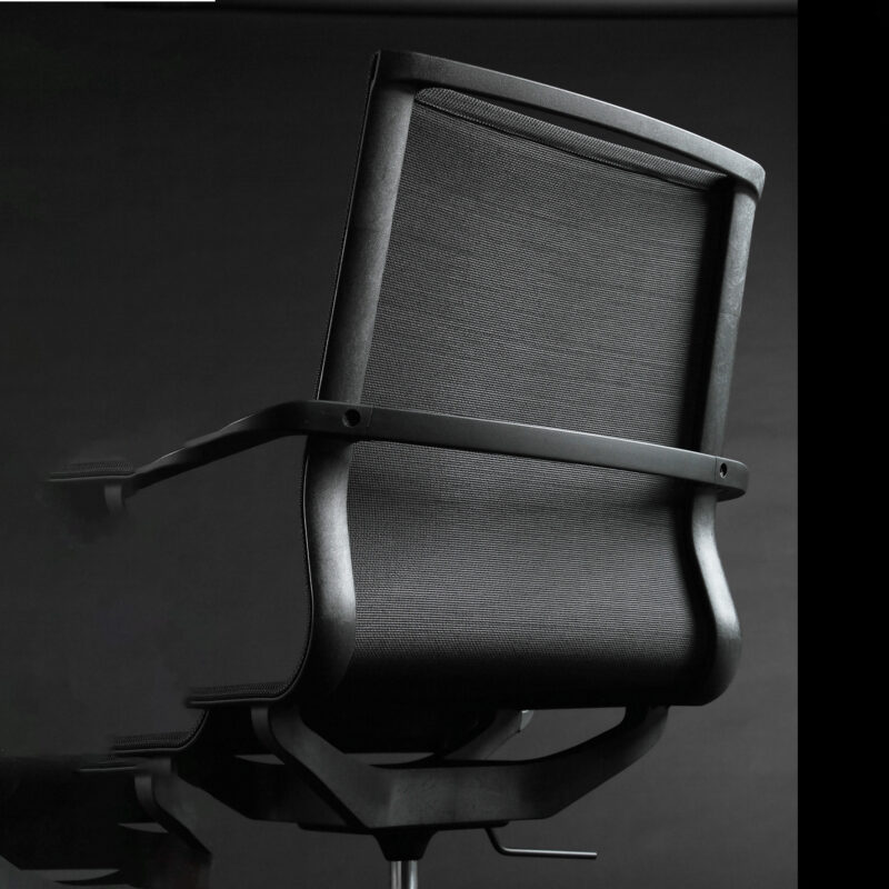 Parte trasera de la silla de oficina giratoria Helix