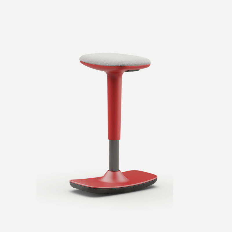 “Taburete LEO de Intacor en color rojo, con base metálica y asiento tapizado.”